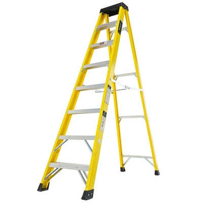 TB Davies INSUL8-S 8-Tread Professional Fibreglass Swingback Step with Tool Tray