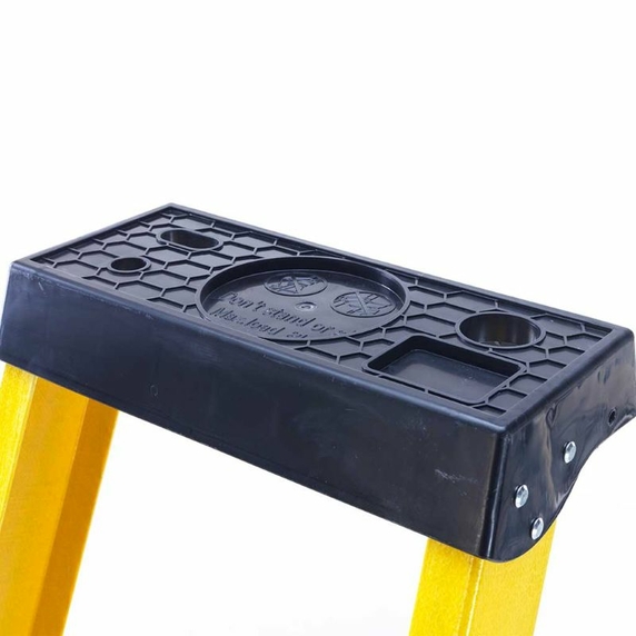 TB Davies INSUL8-P 5-Tread Professional Fibreglass Platform Step with Tool Tray