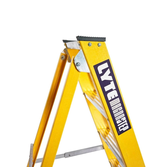 Lyte MagnaStep 4 Tread Glassfibre Swingback Stepladder