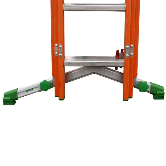 TB Davies INSUL8-C Industrial 2.6m Fibreglass Combination Ladder (5.6m Extended Length)