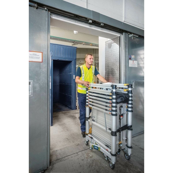 Werner Telescopic Aluminium Scaffold Tower (2m Platform)