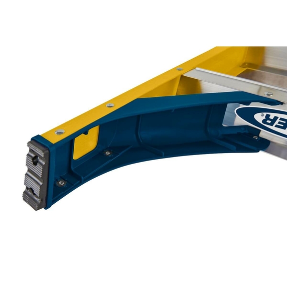 Werner Fibreglass Swingback Stepladder - 10 Tread