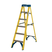 Werner Fibreglass Swingback Stepladder - 6 Tread